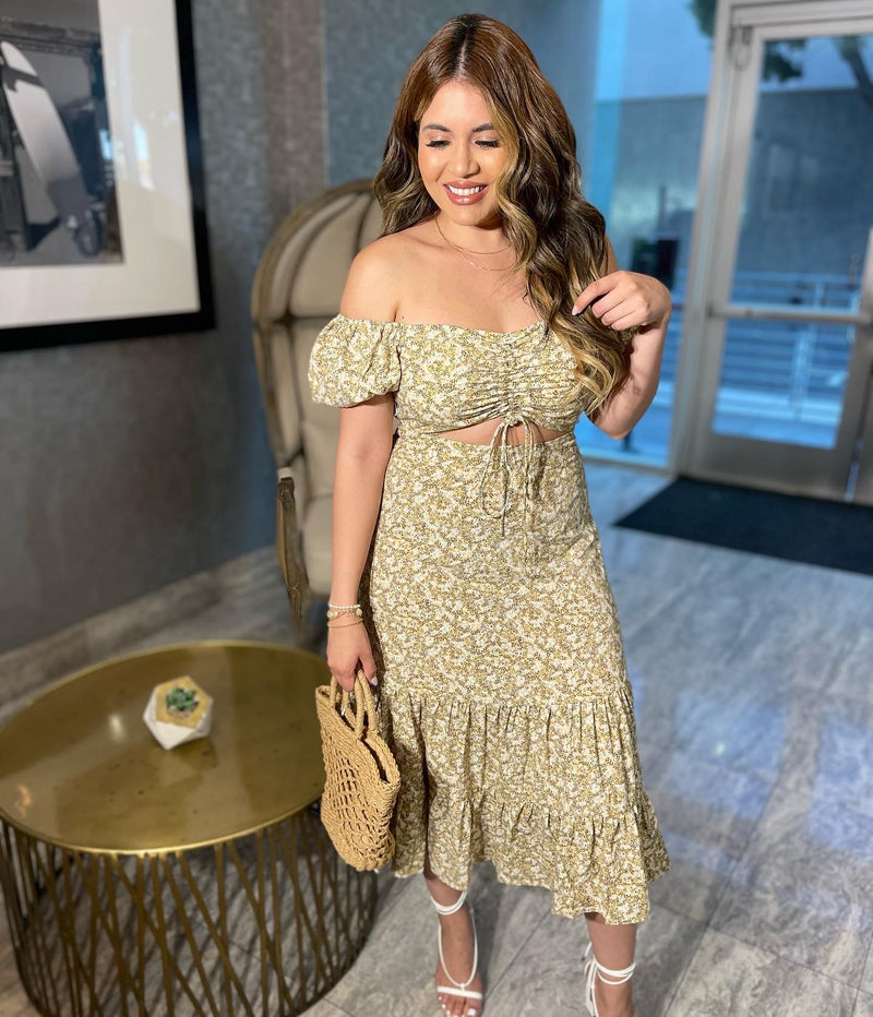 Blown Away Floral Set