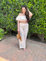 Spring Escape Linen Set